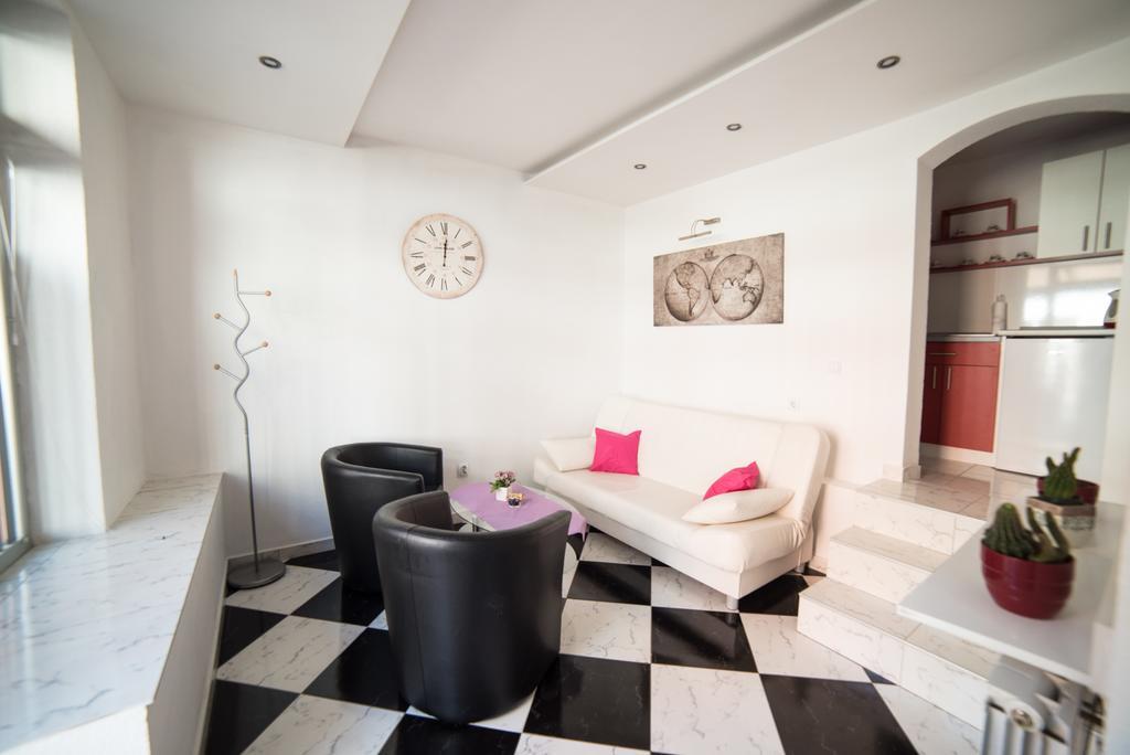 Apartman Hitno Tuzla Exterior foto