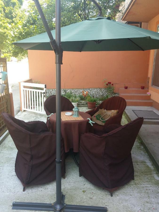 Apartman Hitno Tuzla Exterior foto